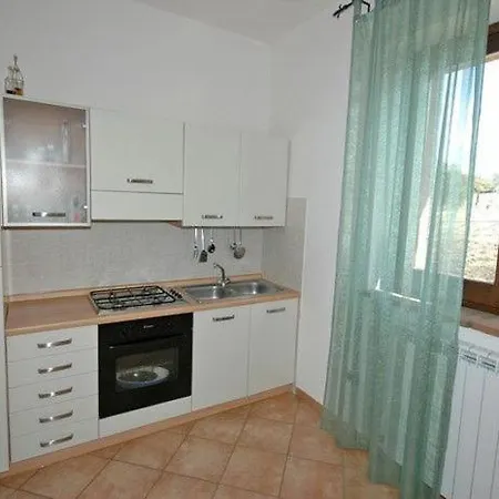Apartment Sleeps 5 Passignano sul Trasimeno