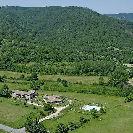 Sleeps 5